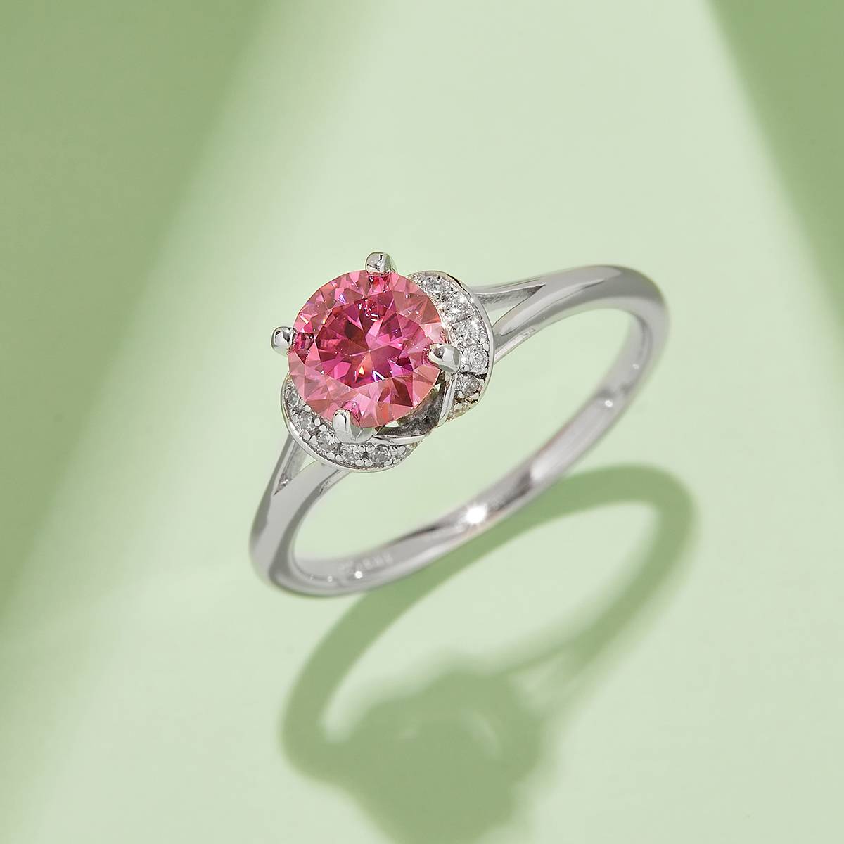 Beloved S925 Silver Plated Platinum Moissanite Women's Ring 1 Carat D-Class